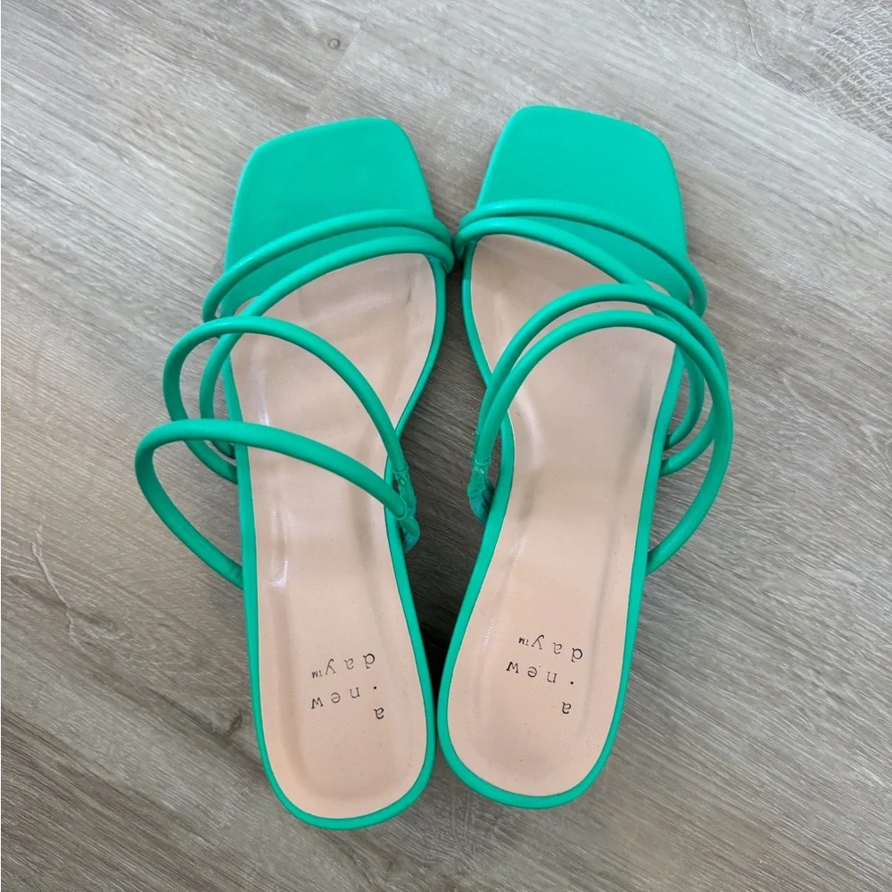 Target Green Heels - Picture 1 of 3